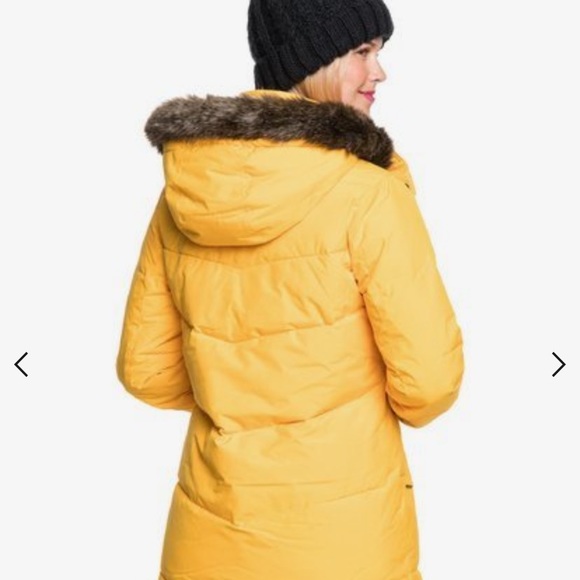 Beautiful gold winter jacket - Picture 1 of 8